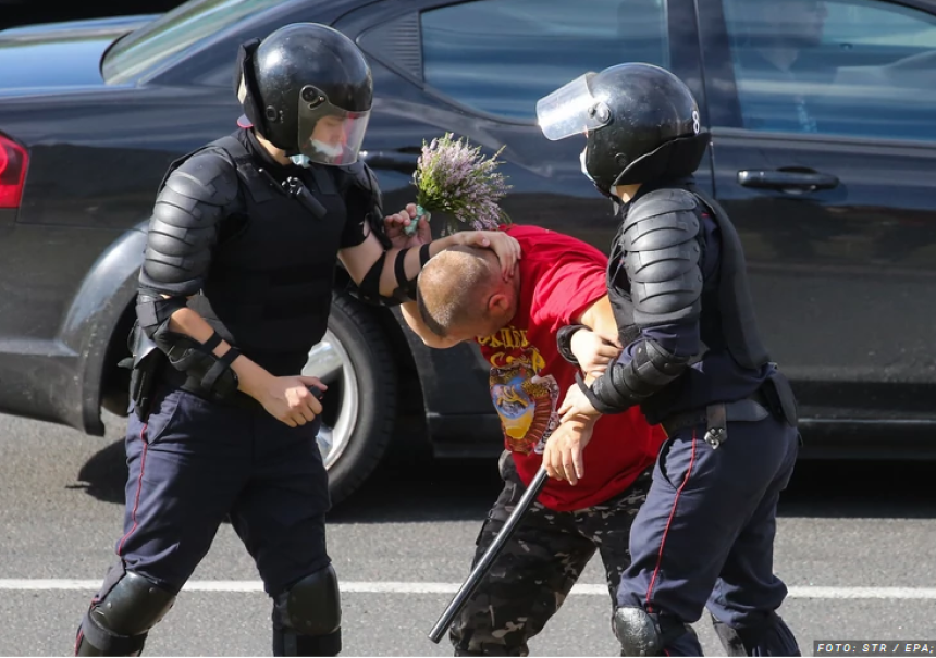 Novi protesti u Minsku, privedeni demonstranti