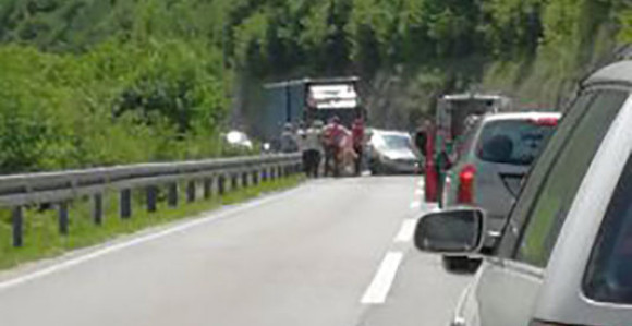 Tri osobe povrijeđene u udesu kod Banjaluke