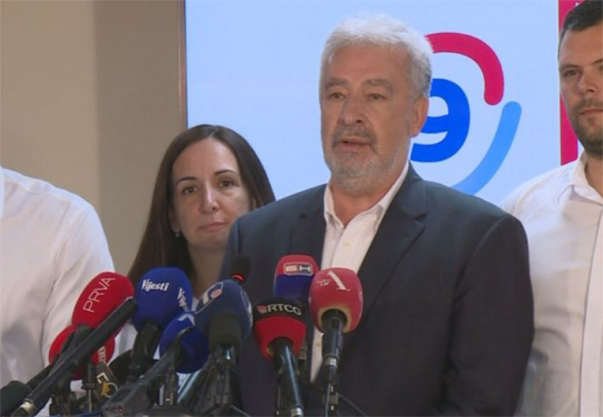 Кривокапић најавио да ће формирати власт за три седмице
