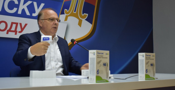 Vlada obezbjeđuje beskontaktne toplomjere za škole