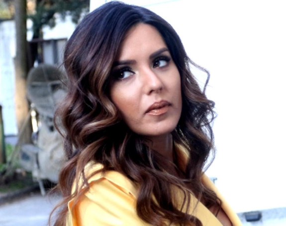 Tanja Savić moli kolege za novac da ode po djecu