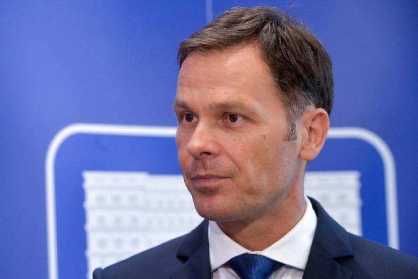 Na stolu sporazum vrijedan milijarde evra, ali to nije sve