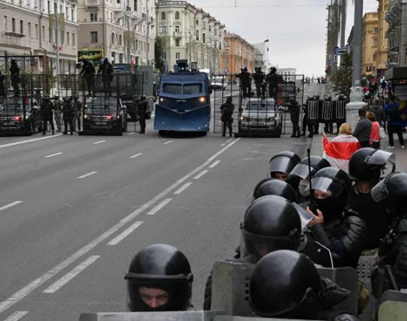 Upotrijebljen biber sprej blizu kordona policije