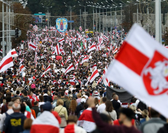 Protesti u Minsku: Uhapšeno 100 demonstranata