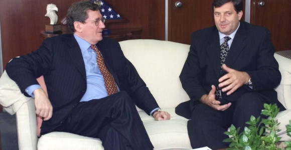 Dodikov SNSD koristio donacije američkog NDI-a