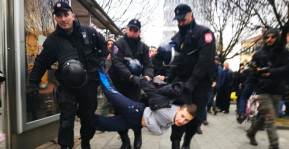 Bahata i bezobrazna ruka režima proteže se po Srpskoj