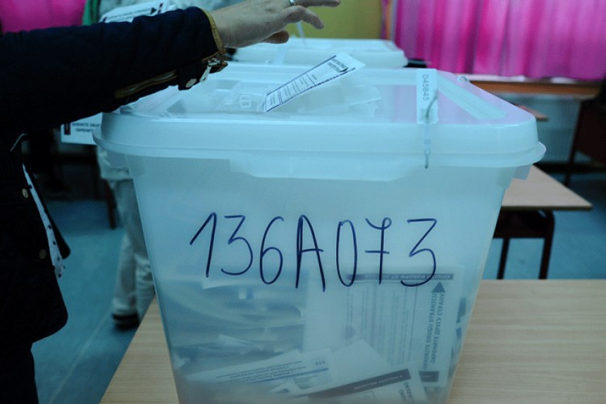 Prijava birača iz inostranstva miriše na prevaru