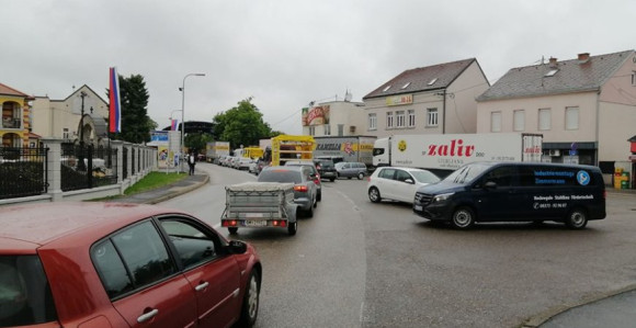 Na ovim prelazima u BiH čekaju vas duge kolone