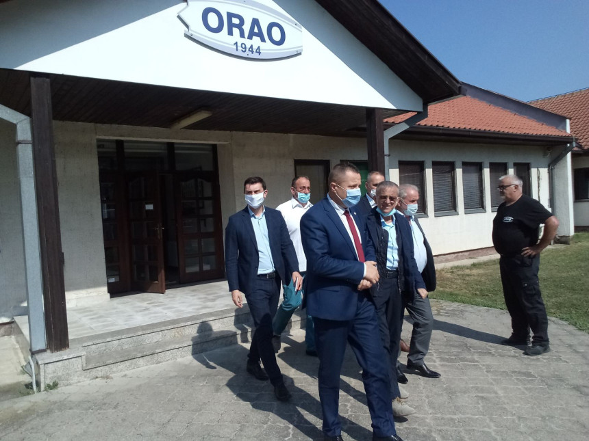 U "Orlu" čekaju licencu, nadaju se ruskoj pomoći