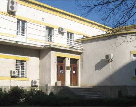Virus korona prodro u Institut, petoro zaraženo?!