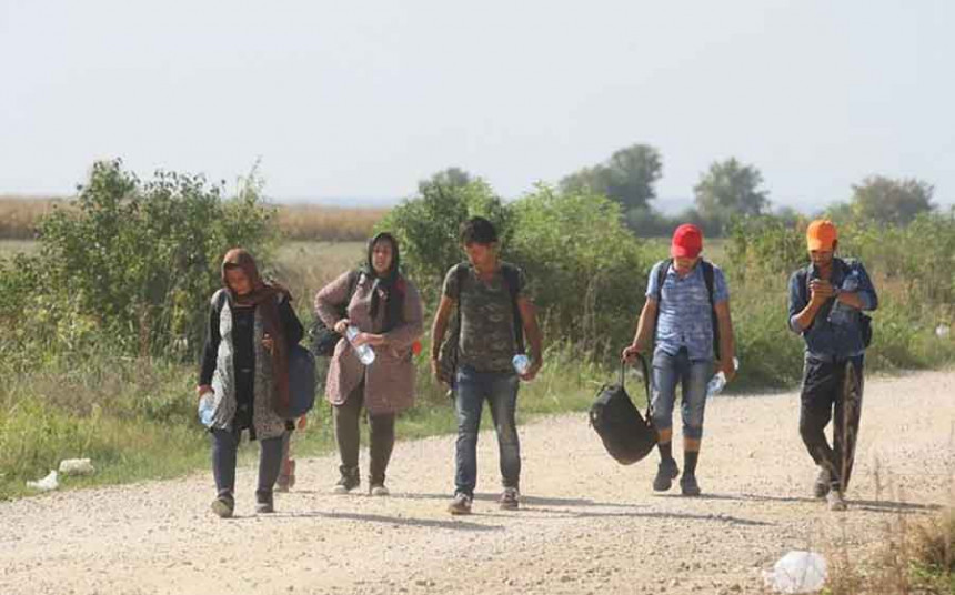 Срби повратници тврде Мигрантска криза ескалирала