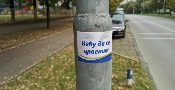 Ko je Banjaluku izlijepio plakatima 'Neću da se crvenim'?