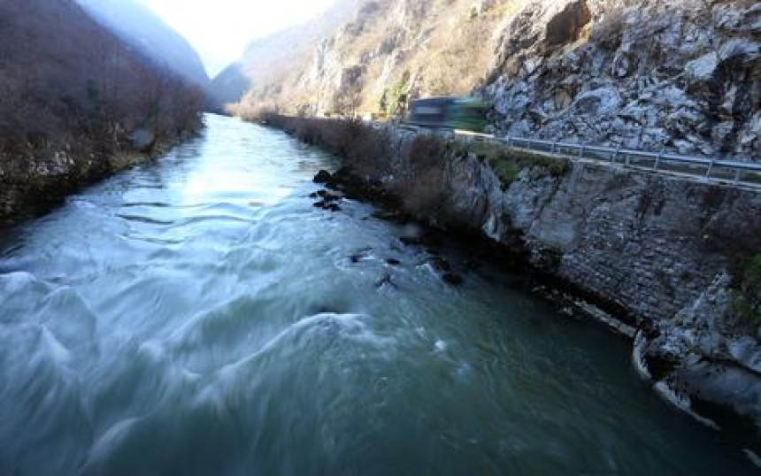 Otežan saobraćaj na dionici Krupa na Vrbasu - Bočac