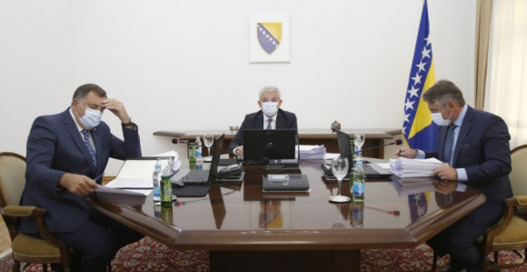 EU pomno prati raspravu na nivou Predsjedništva BiH
