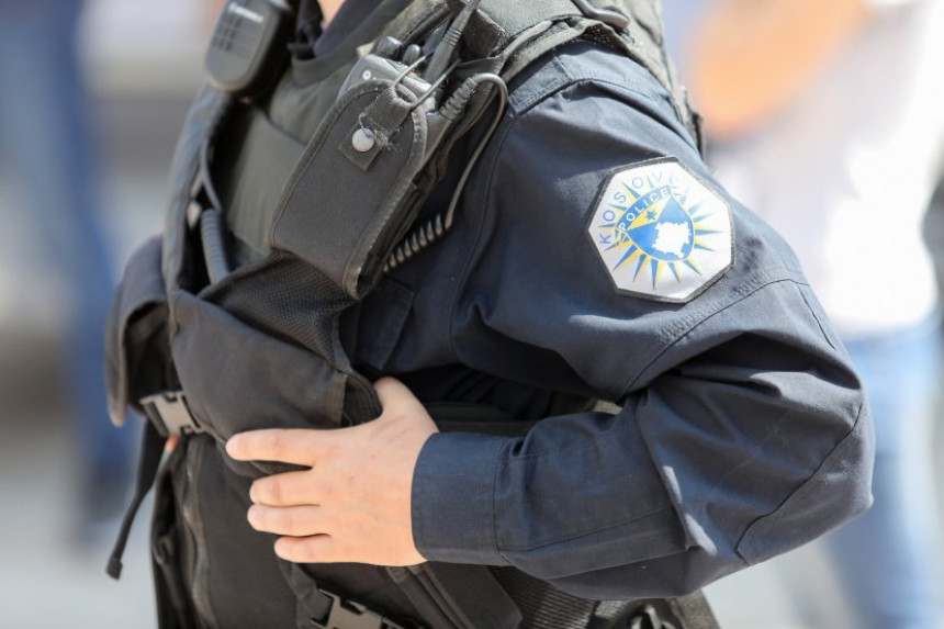 Pucnjava u Prizrenu: Stradao muškarac, pucao na policajce