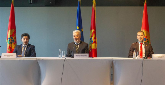 Sastali se Amfilohije i lideri opozocinih stranaka u CG