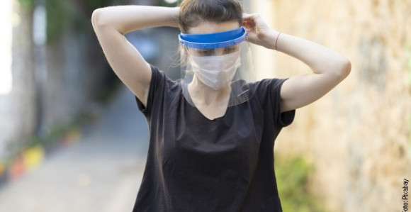 Utvrđeno da su plastični viziri potpuno neefikasni