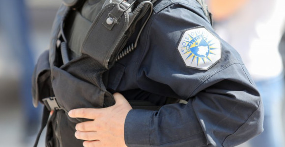 Pucnjava u Prizrenu: Stradao muškarac, pucao na policajce