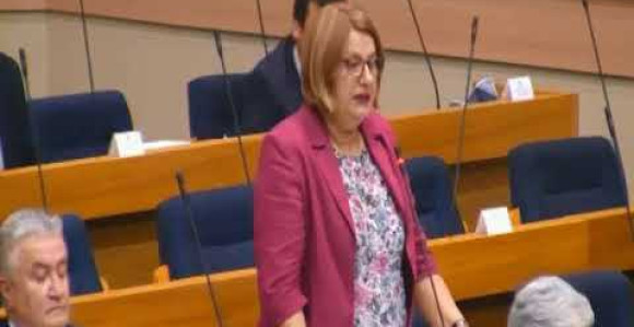 Najbolje da ona povuče kandidaturu za načelnika Modriče