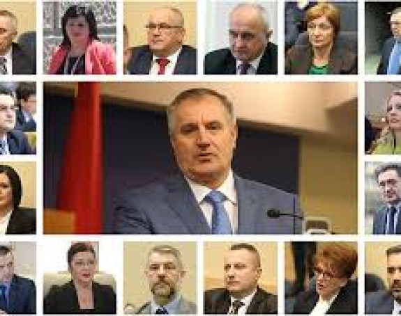 Nešto se dešava u Vladi: Ministri potpisali zajedničku izjavu o podršci Viškoviću
