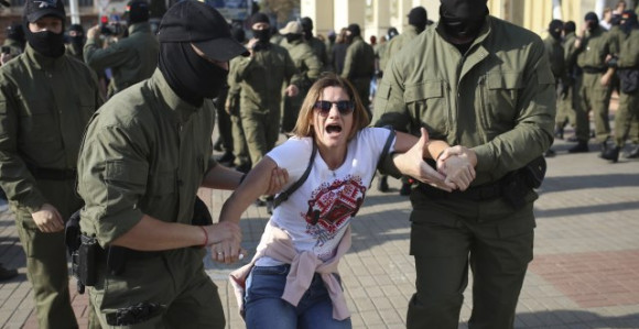 Haos zbog "ženskog marša", veliki broj uhapšenih