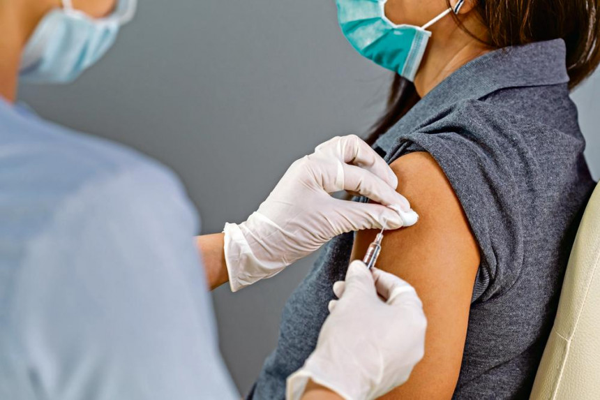 У Србији почиње вакцинација два милиона људи