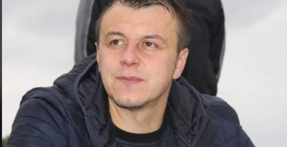 Doktori se bore da fudbaleru spasu obje noge