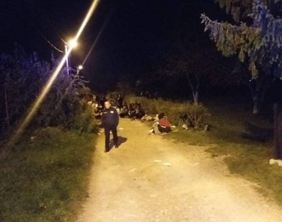 Bihać: Dvoje mrtvih, 18 povrijeđenih u sukobu migranata