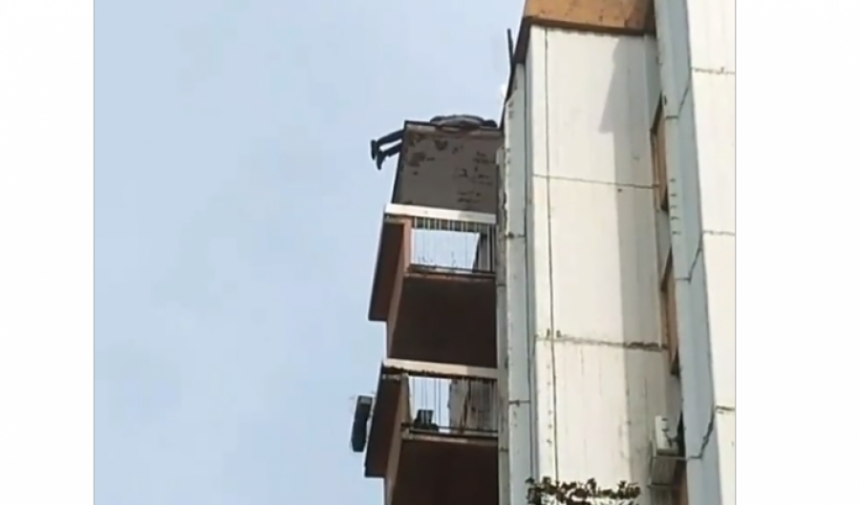 Pao muškarac sa 12. sprata zgrade u Beogradu