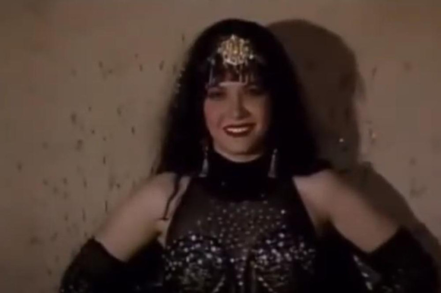 Evo kako izgleda  čuvena Kasandra u 47. godini, mnogi će joj pozavideti!