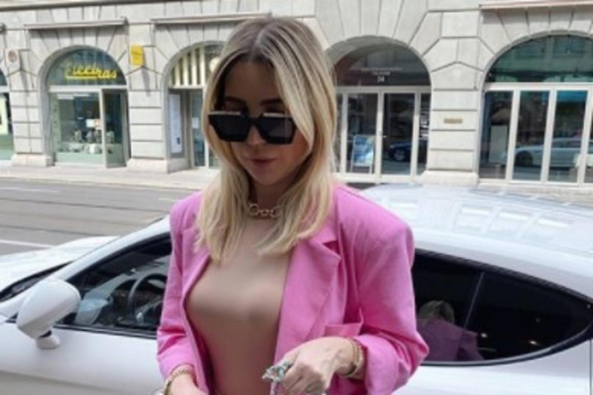 Za nju kažu da je bosanska Viktorija Bekam a jeste žena fudbalera!