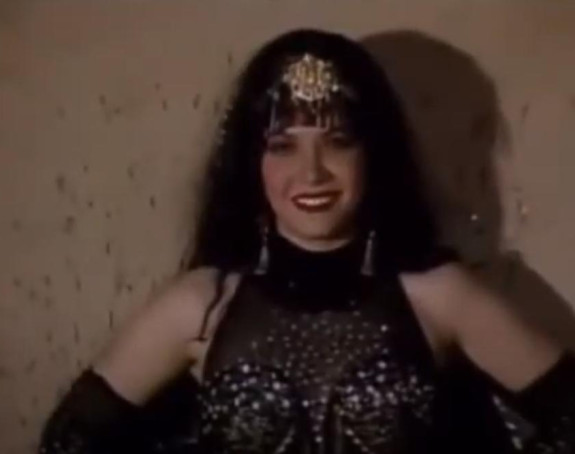 Evo kako izgleda  čuvena Kasandra u 47. godini, mnogi će joj pozavideti!