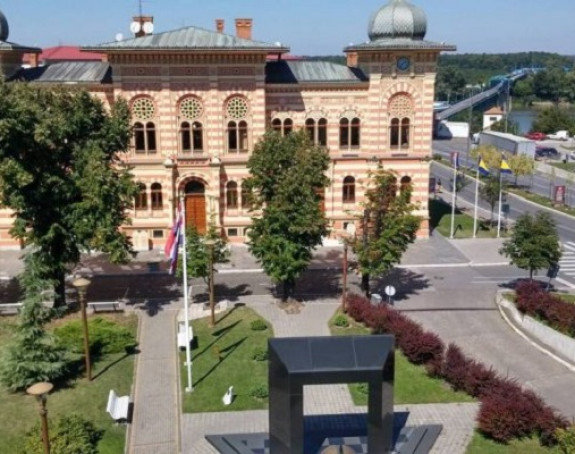 Izborna pomoć: Nezaposlenima u Brčkom po 100 KM