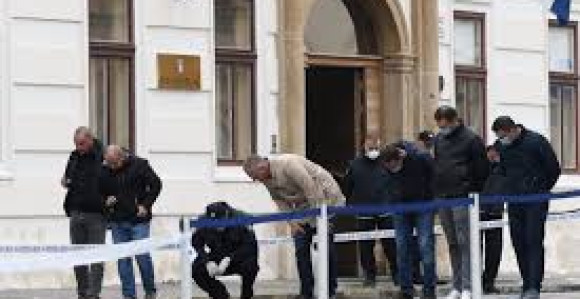 Policija uhapsila oca napadača na Markovom trgu