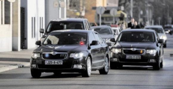 Parlament BiH kupuje limuzine od 300 hiljada KM