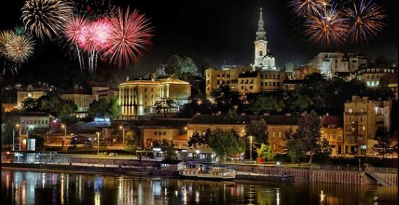 Doček 2021. u kafani ili onlajn: Lokali se spremaju