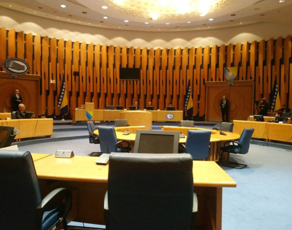 Tadićeva ne želi odgovarati na Mektićeva pitanja