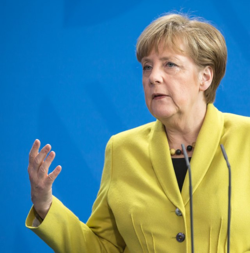 Merkel poručila: Čekaju nas veoma teški mjeseci
