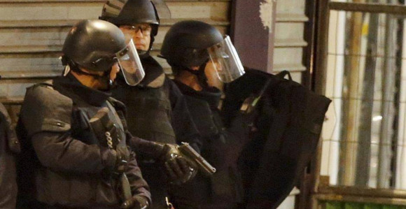 Privedene četiri osobe u vezi s ubistvom u Parizu