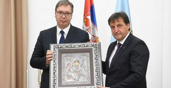 Vučić čestitao Dan BIA: Uvijek na braniku otadžbine