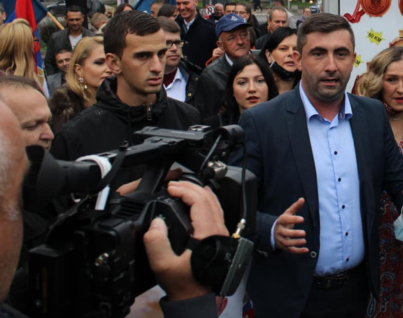 "Obraz i znanje vrijede više od praznih obećanja"