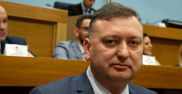 Od Pavićevog mangupa do Dodikovog ministra?!