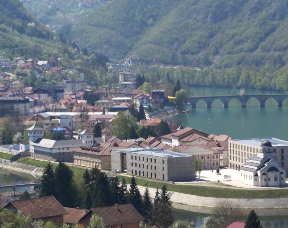 Vlada preuzela Andrićgrad, ko će vratiti dugove?