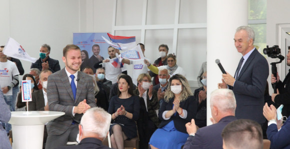 Draško i Jelena vode fer i korektnu izbornu kampanju