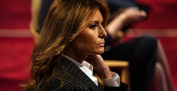 Melanija se ne osjeća dobro, otkazala putovanja