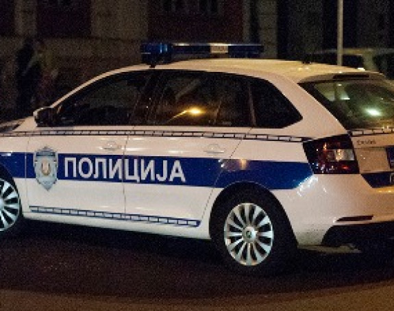 Bačena bomba na policijsku stanicu u Novom Sadu