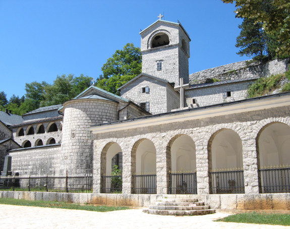 Od virusa korona preminuo monah Cetinjskog manastira
