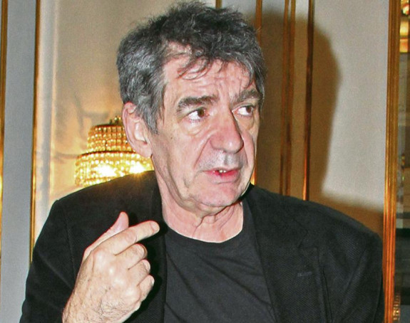 Miki Manojlović je u braku sa 20 godina mlađom glumicom a kako su se upoznali?!