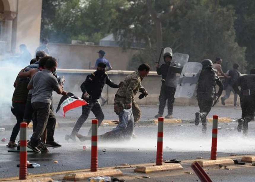 39 povrijeđenih u sukobima policije i demonstranata