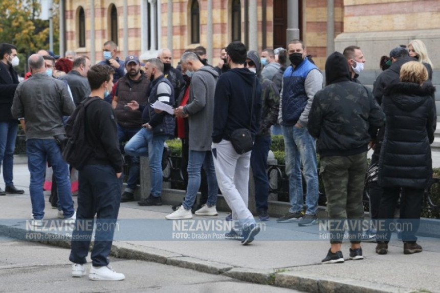 Бањалука: Протест грађана због нових мјера